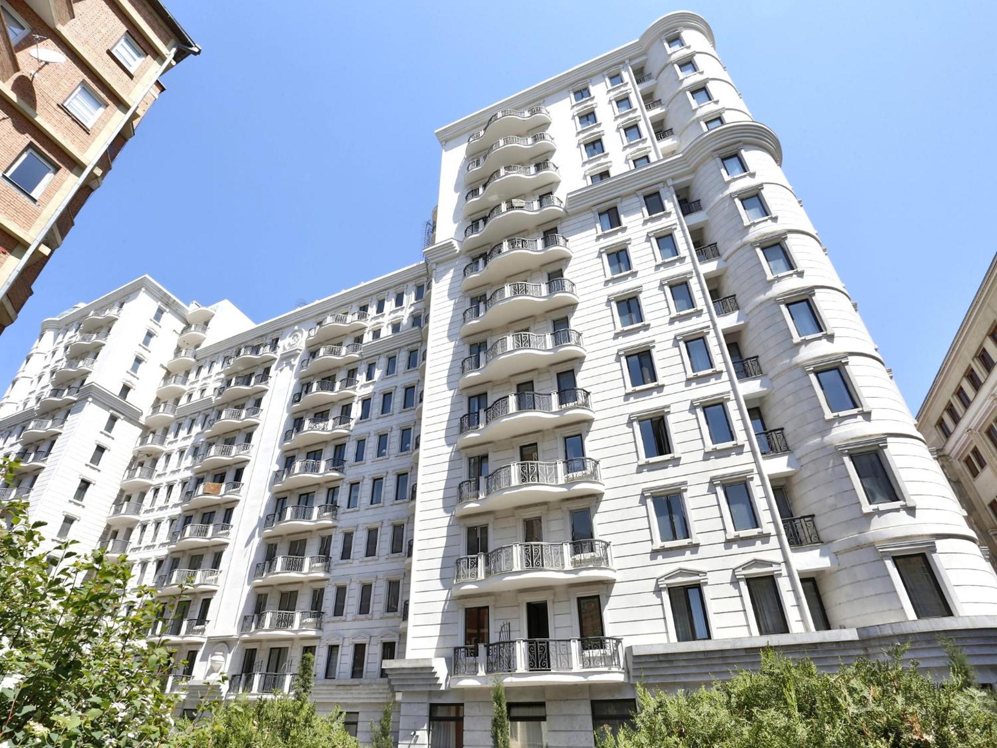 The Grand Apartment Lll Tbilisi Eksteriør bilde