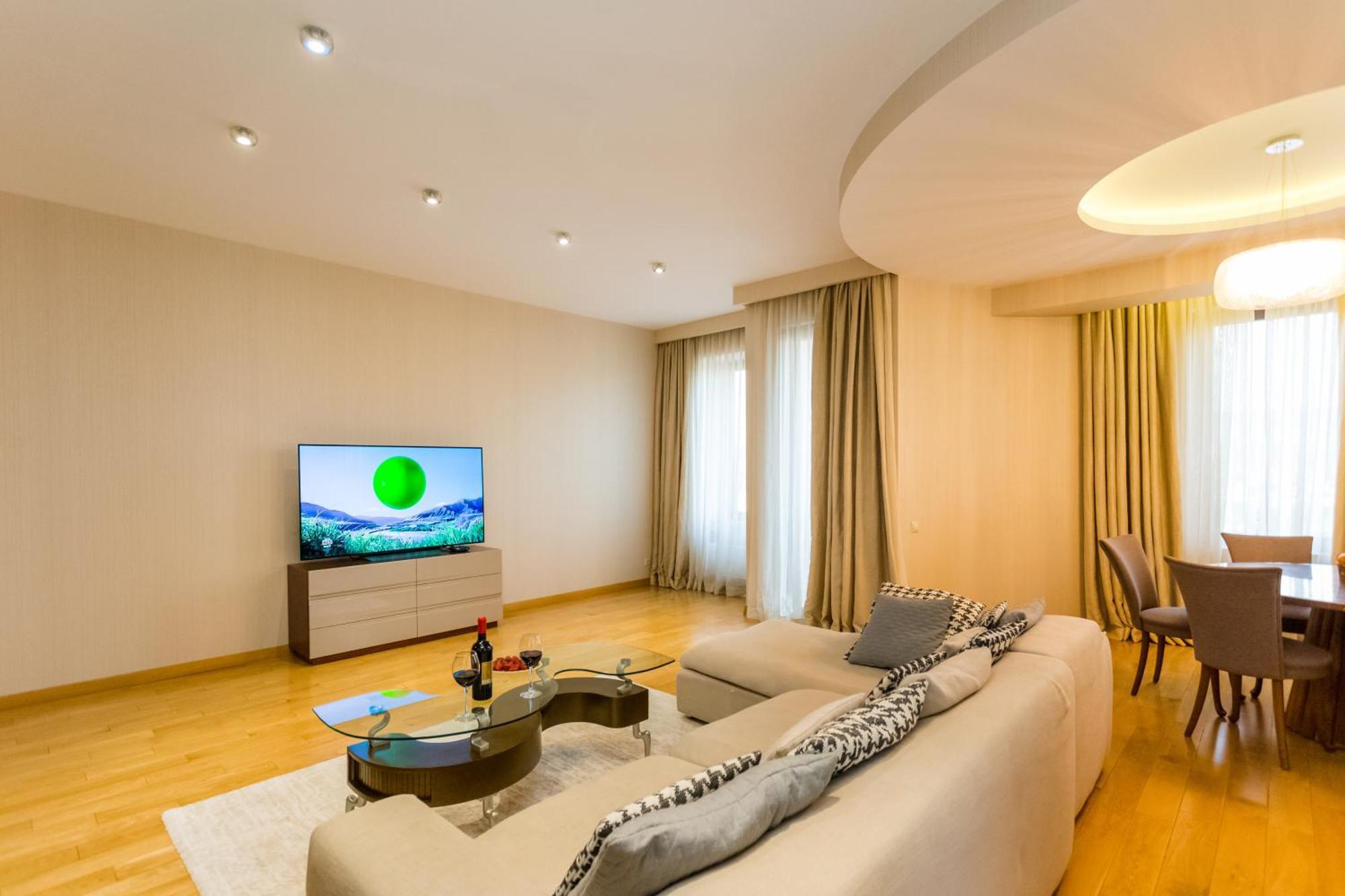 The Grand Apartment Lll Tbilisi Eksteriør bilde