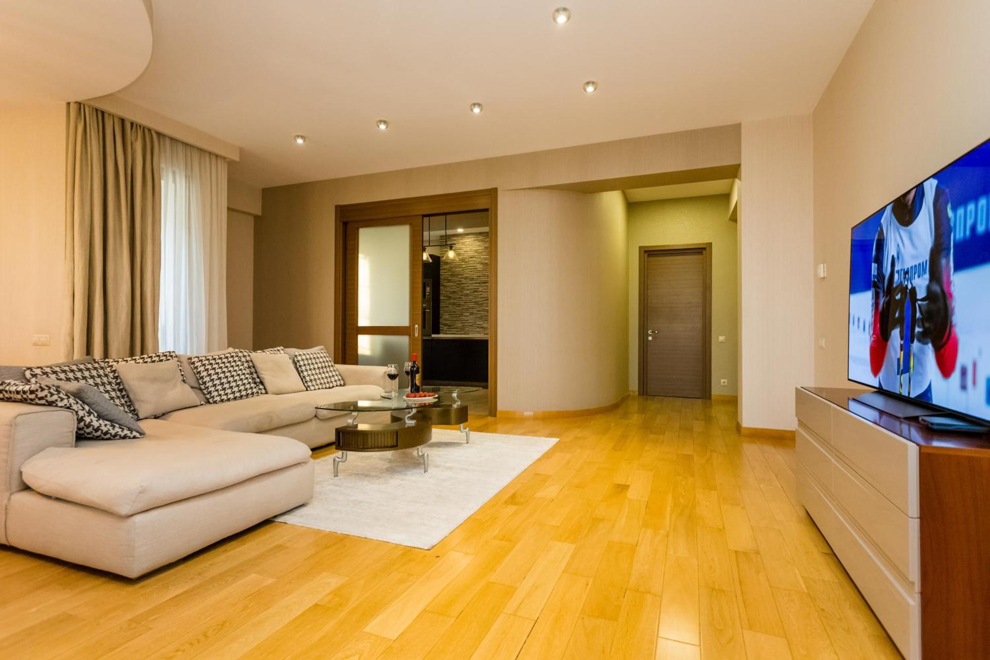 The Grand Apartment Lll Tbilisi Eksteriør bilde
