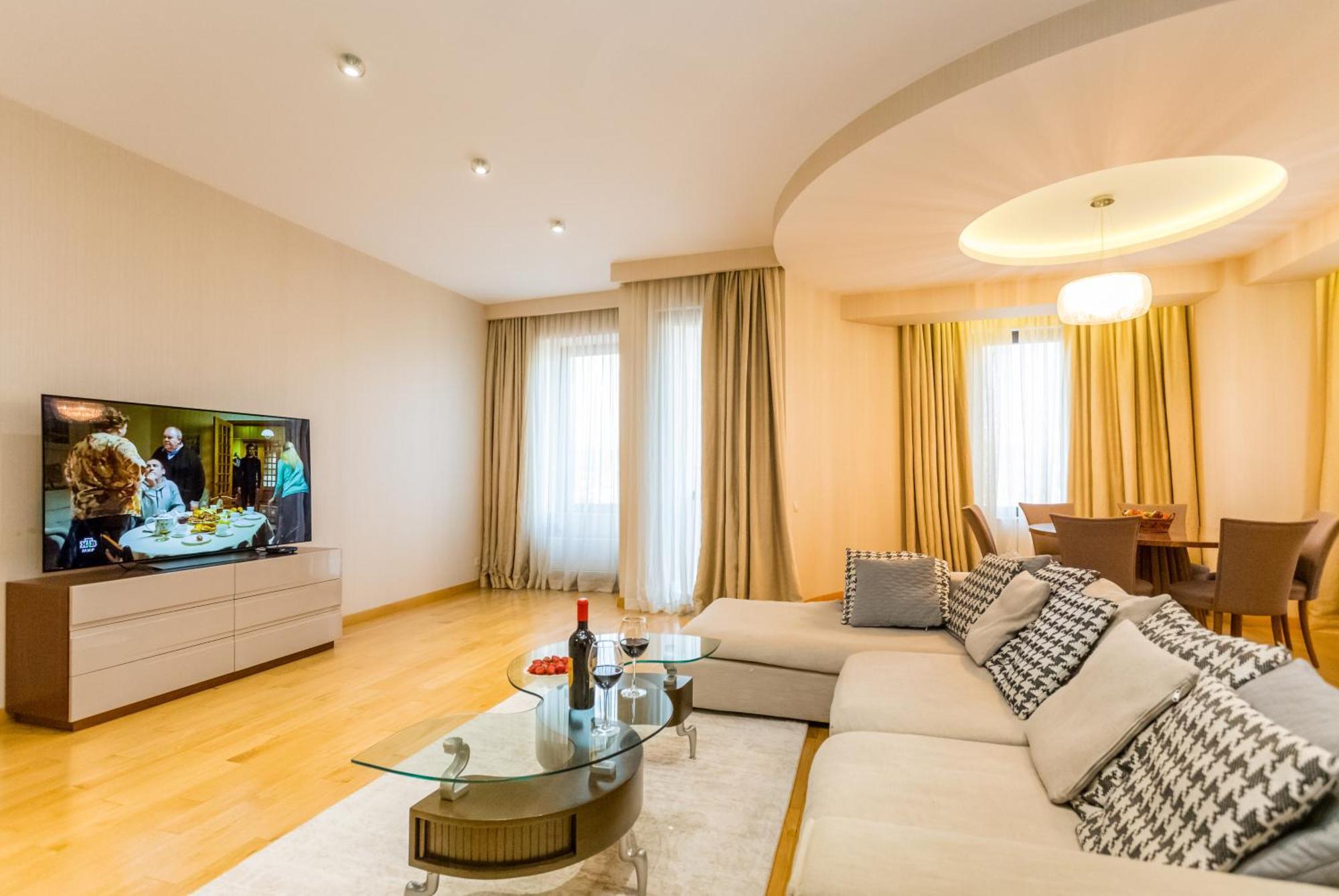 The Grand Apartment Lll Tbilisi Eksteriør bilde